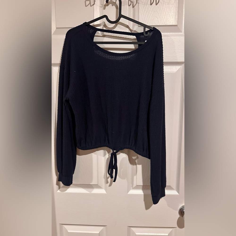 💚 Hollister Black Long Sleeve Sweatshirt with Tie